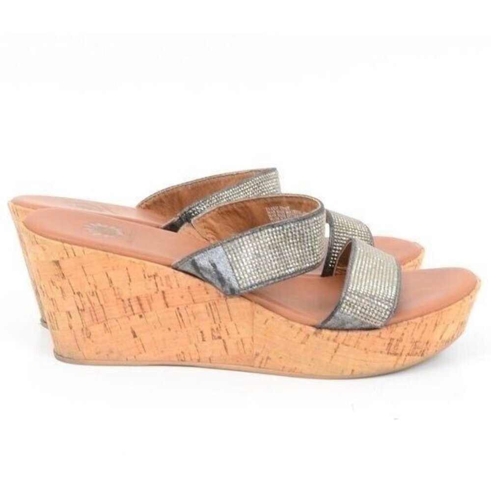 Yellow Box Alvira Jewel‎ Embellishments Wedge Sandals Women's Size 9